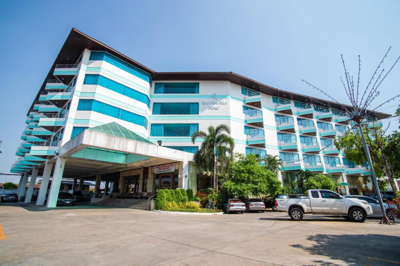 Ayutthaya River View Hotel Exterior photo